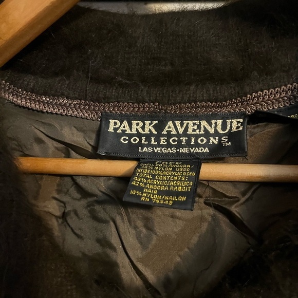 Park Avenue LAS VEGAS Angora Rabbit Hair Furry Cardigan Embroidered Large Women - Picture 2 of 7